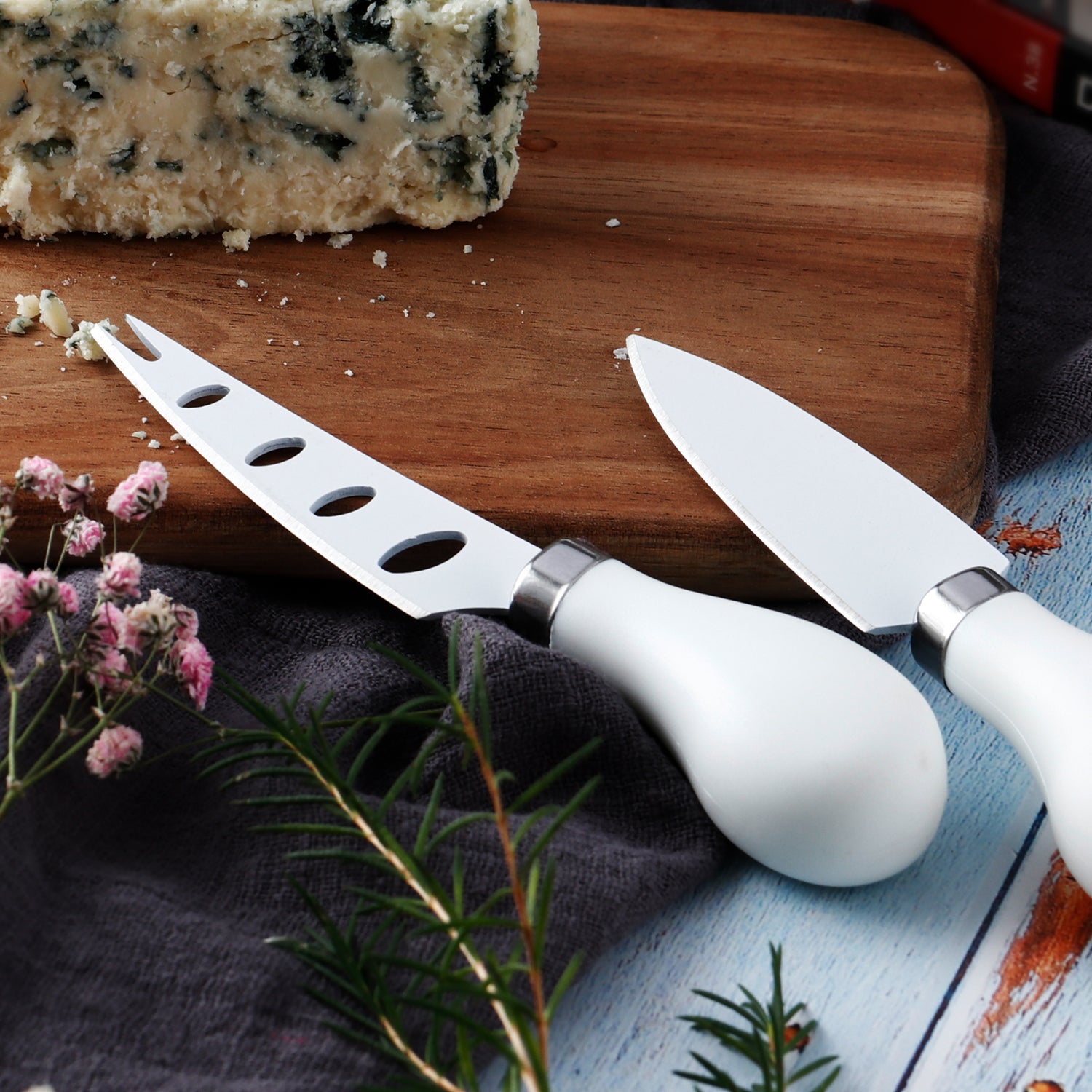 hecef Cheese Knife Set of 4, Non-Stick Coated Gift Set for Christmas, Anniversary, Party, Housewarming, Picnic, Birthdays, Wedding(Black / White/ Multicolor/ Beige) - Hecef Kitchen